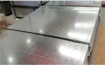 Analisi della composizione chimica e test di proprietà meccaniche in acciaio ...